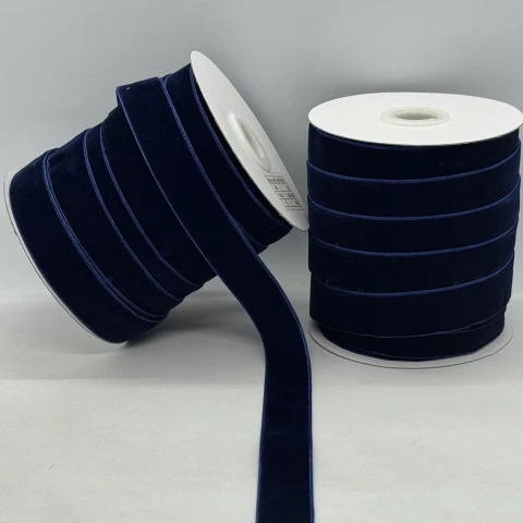Оксамитова стрічка 2 см (25 ярдів/22,75 м.), 52 темно синій