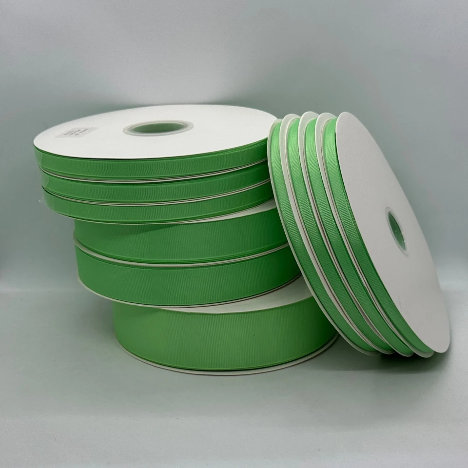 Стрічка репс 2,5 см (100 ярдів/91 м.), 1238 блідий зелений