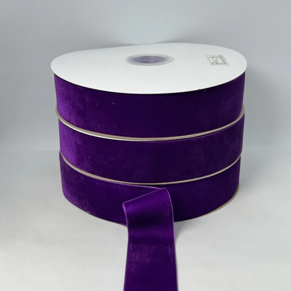 Оксамитова стрічка 3.8 см (25 ярдів/22,75 м.), 58 баклажан