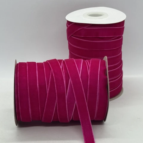 Оксамитова стрічка 1 см (25 ярдів/22,75 м.), 29 темний малиновий