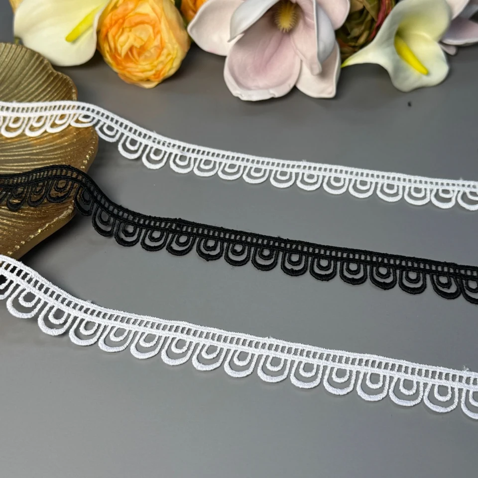 Мереживо поліестер ВВ"Лінія витонченості"2,5 см.(1 м.), білий