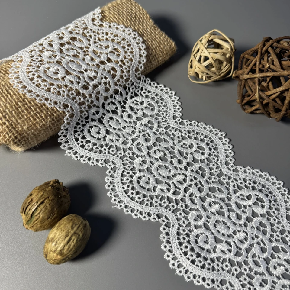 Мереживо поліестер "Кремова лінія" 11 см.(1 м.), молочний (20 метрів)