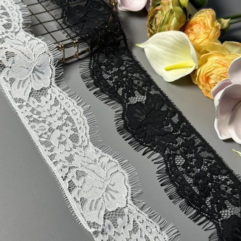 Мереживо французьке «Fleur de Paris» 7 см. (купон 3 м.), теплий білий