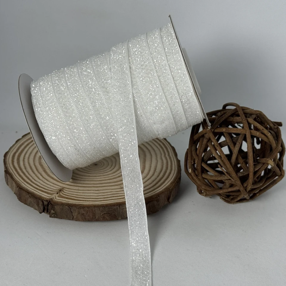 Оксамитова стрічка люрекс 1 см (25 ярдів/22,75 м.), 07 білий