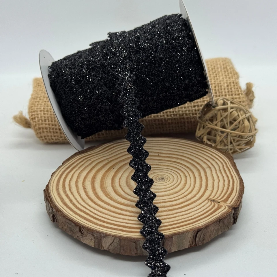 В’юнчик оксамитовий люрекс (25 ярдів/22,75 м.), 08 чорний