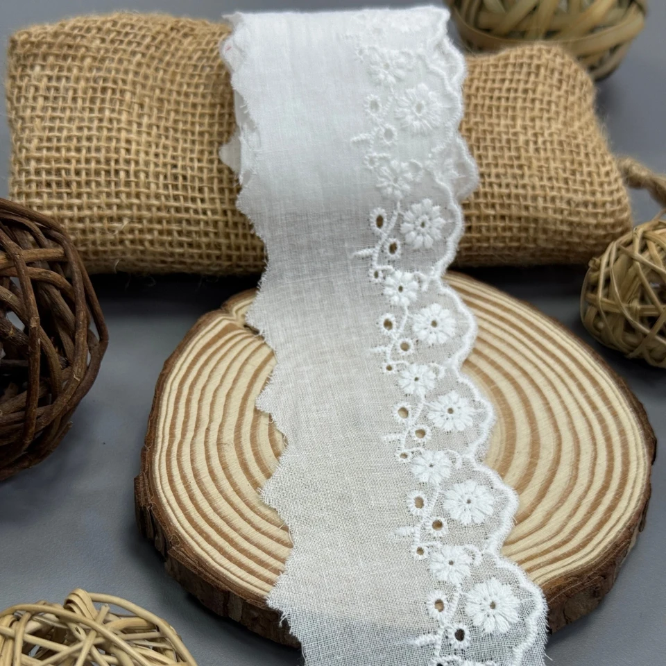Мереживо прошва "Таємниця пелюстки" 5,5 см  (1 м.), білий