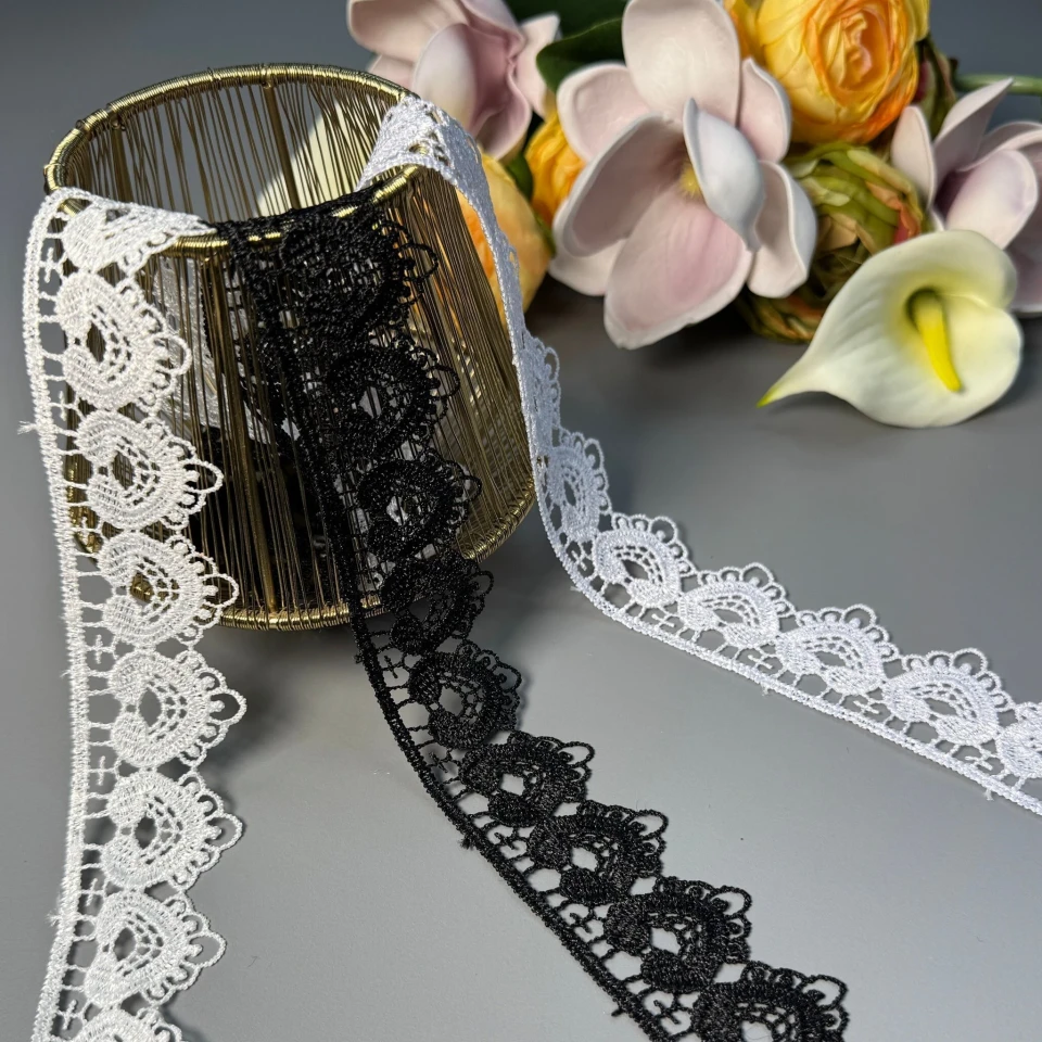 Мереживо поліестер "Сяйво легкості" 3,5 см.(1 м.), білий