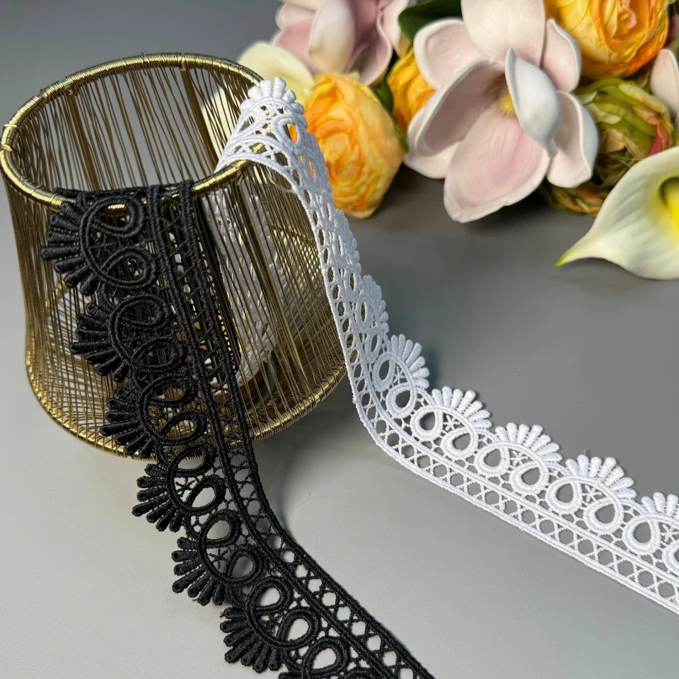 Мереживо поліестер ВВ "Ніжна вишуканість" 4 см.(1 м.), білий