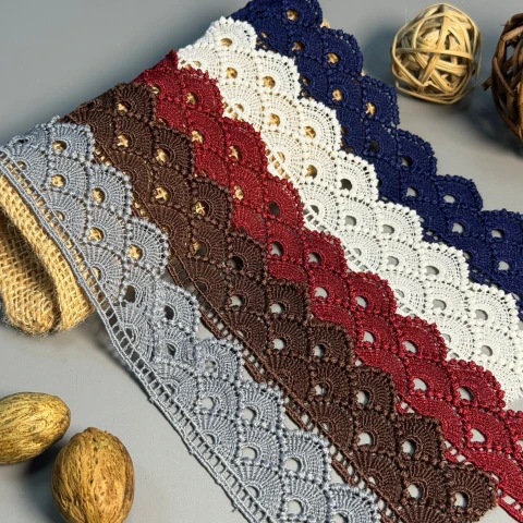 Мереживо поліестер "Ніжна гармонія" 4 см.(1 м.), молочний (19.7 метрів)