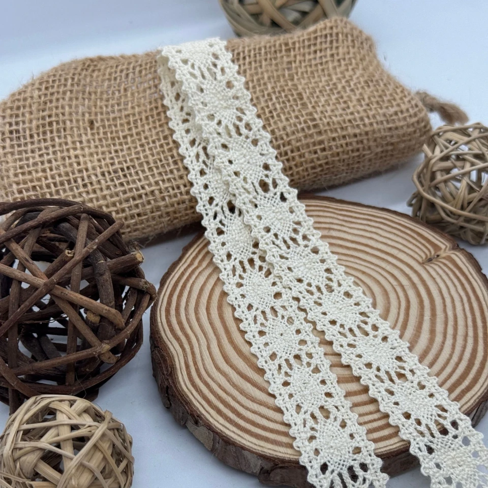 Мереживо макраме "Теплий шовк"  2 см.(1 м.), молочний