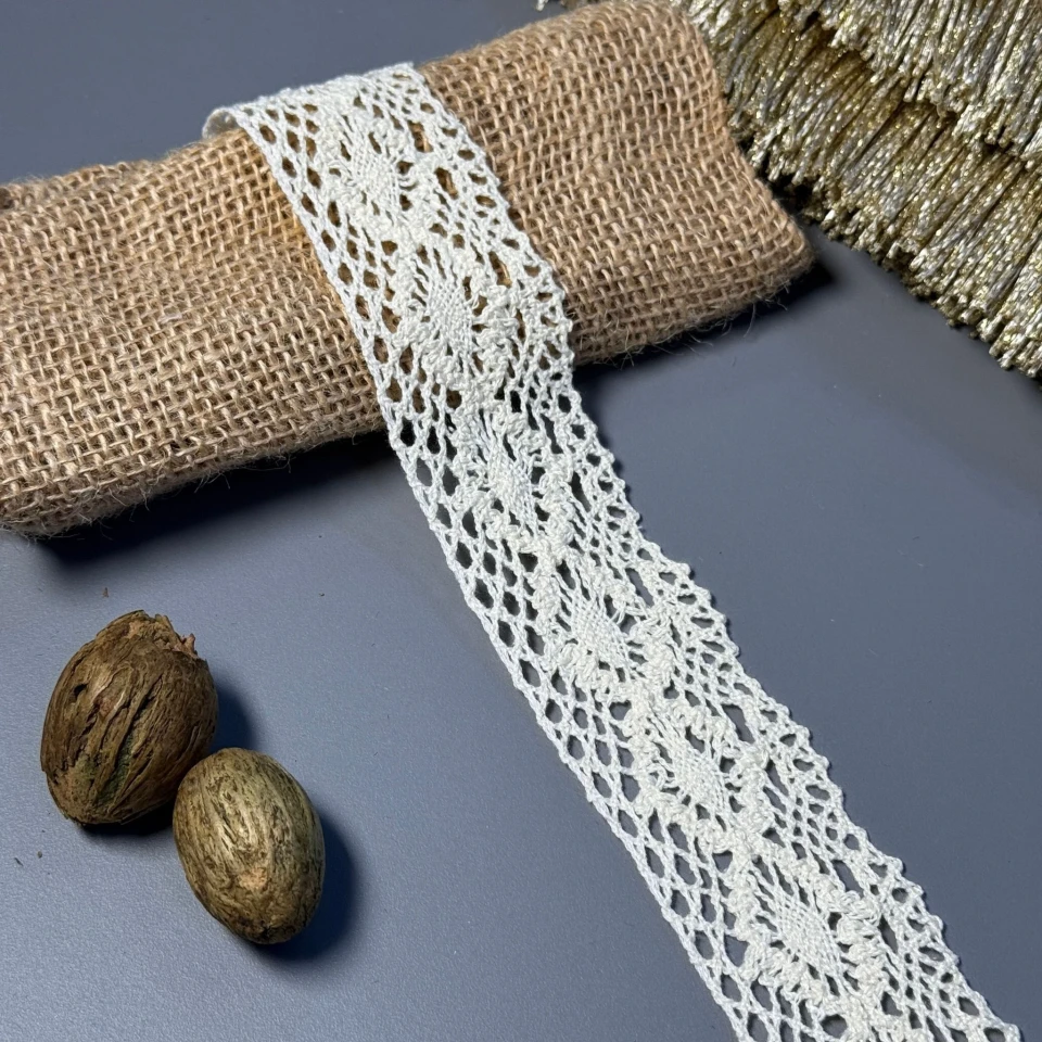 Мереживо макраме "Молочна піна"4,5 см.(1 м.), молочний