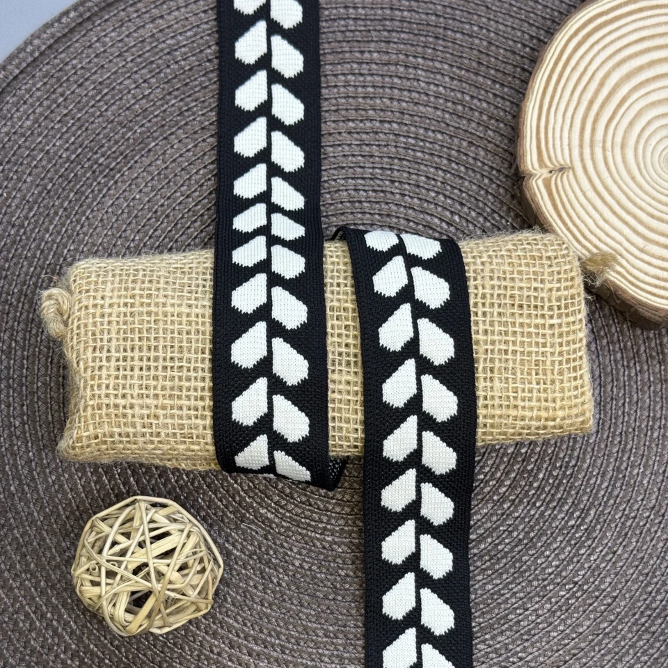 Трикотажний лампас Сердечка 3.5 см (1 м), C:6 чорний