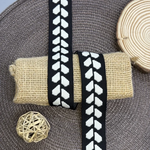 Трикотажний лампас Сердечка 3.5 см (1 м), C:6 чорний