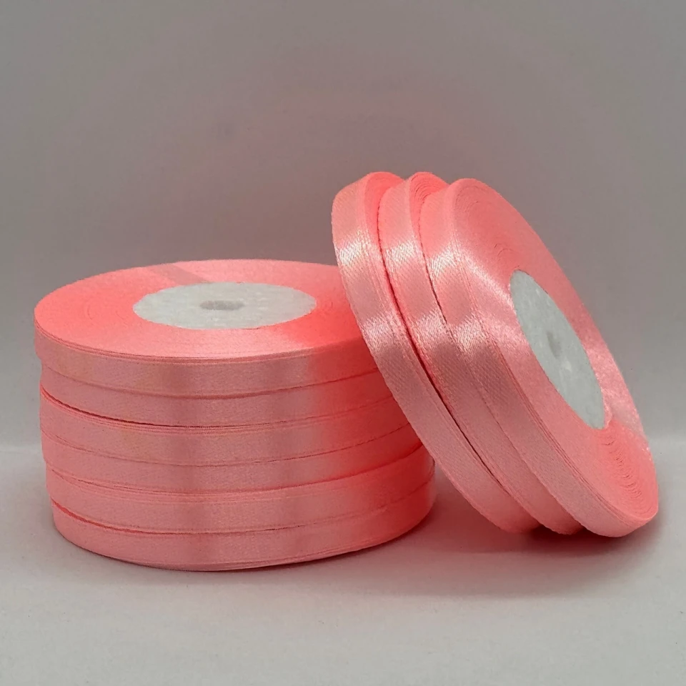 Атласна стрічка 0.6 см (33 м.), 89 світлий персик