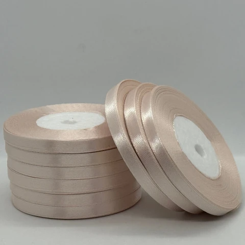 Атласна стрічка 0.6 см (33 м.), 172 м'який бежевий