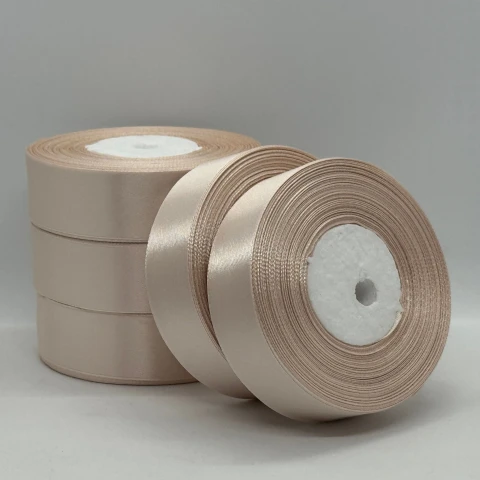 Атласна стрічка 2.5 см (33 м.), 172 м'який бежевий