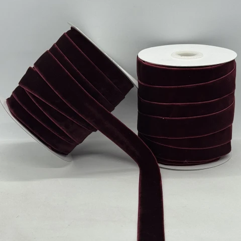 Оксамитова стрічка 2 см (25 ярдів/22,75 м.), 44 гранатовий