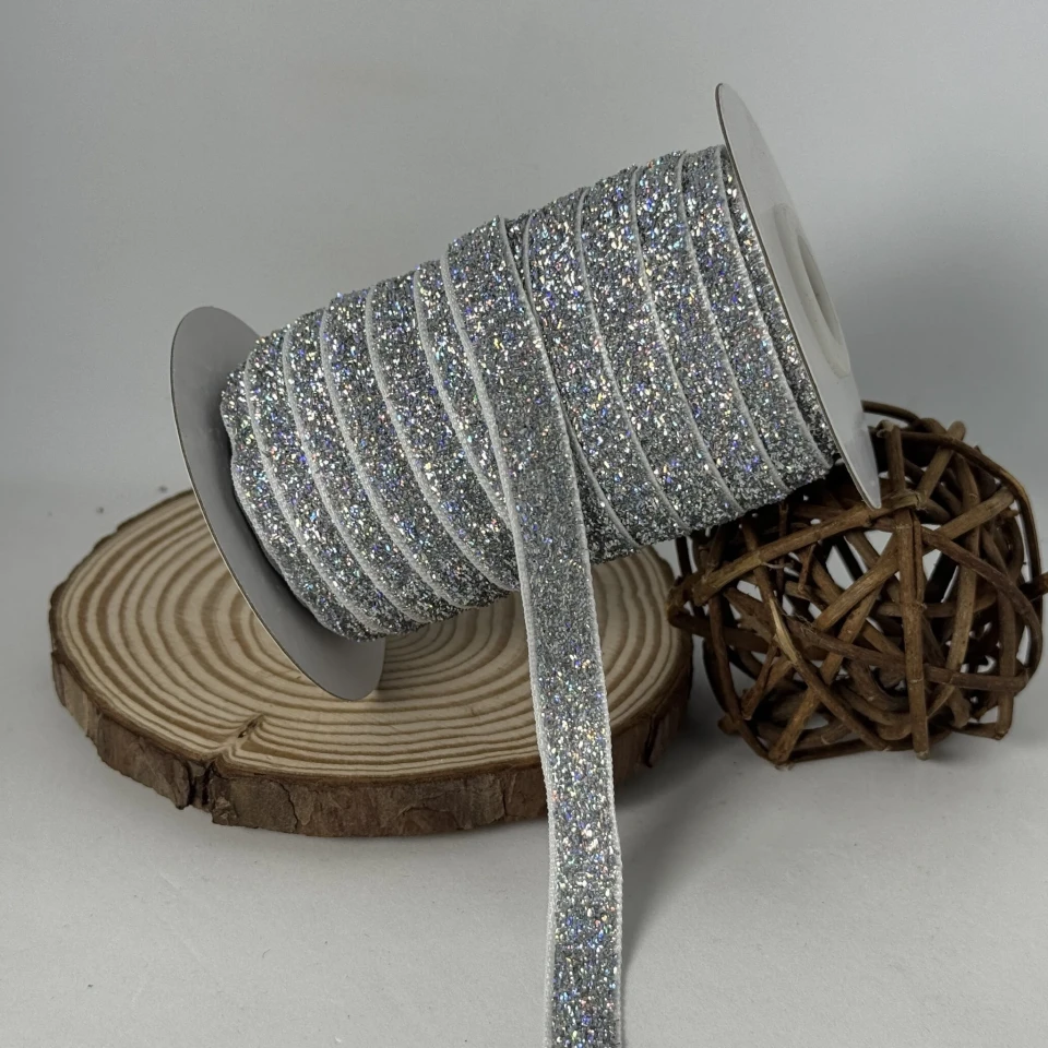 Оксамитова стрічка люрекс 1 см (25 ярдів/22,75 м.), 30 срібло