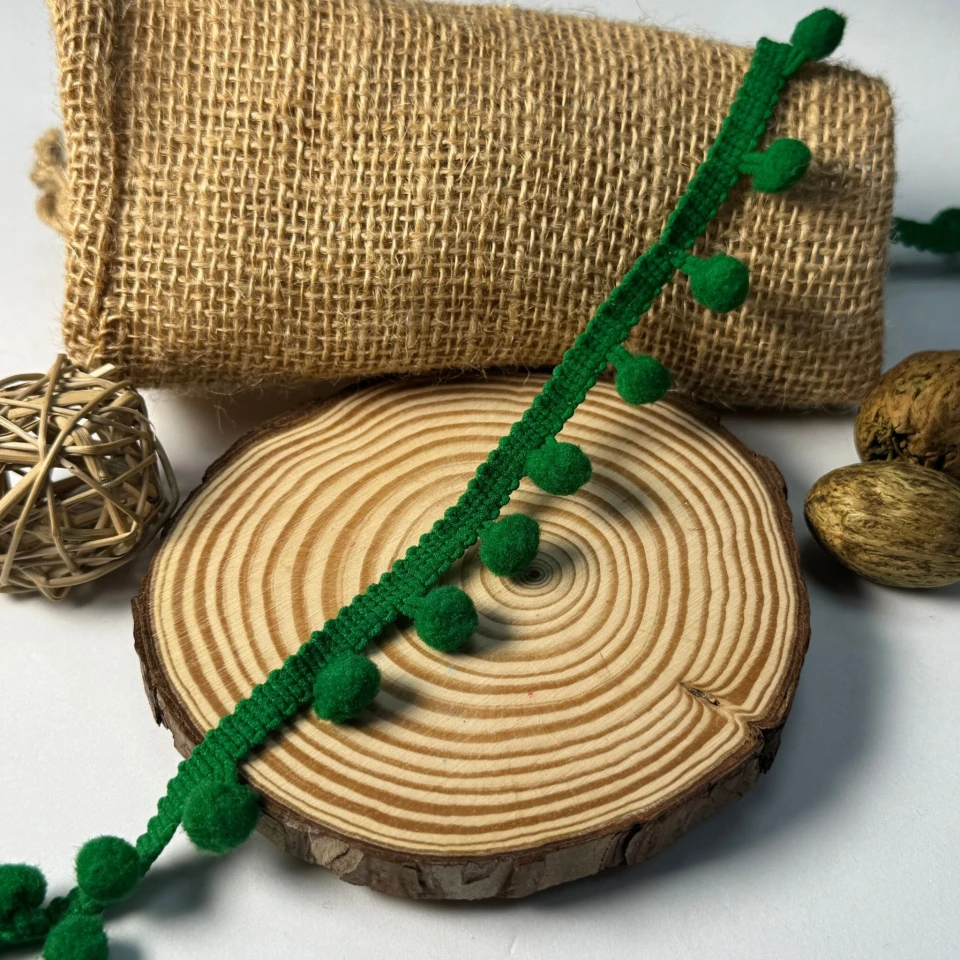 Тасьма з пампонами (20 ярдів/18,28 м.), 19 зелений