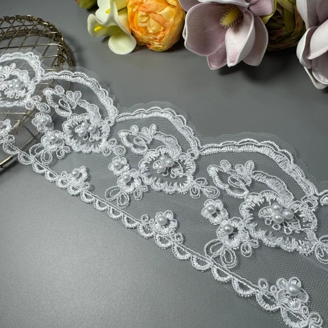 Мережево з кордовую ниткою «Сонячний сад»А+перли 10,5 см(1 метр), білий