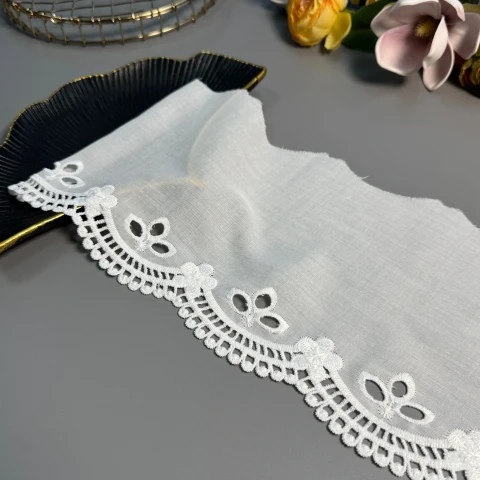 3D Мереживо прошва Лілея (1 метр), натуральний