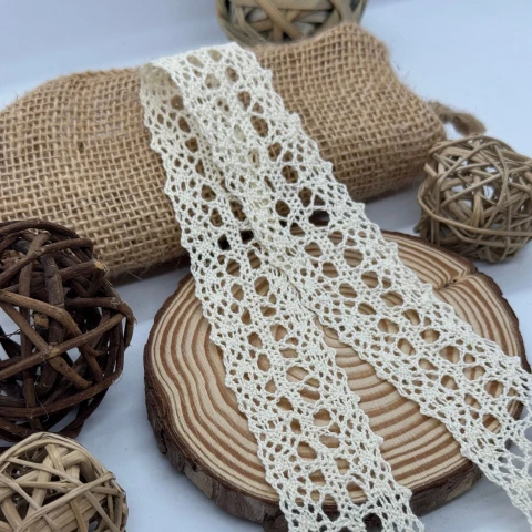 Мереживо макраме "Лавандовий шепіт" 3 см. (1 м.), молочний