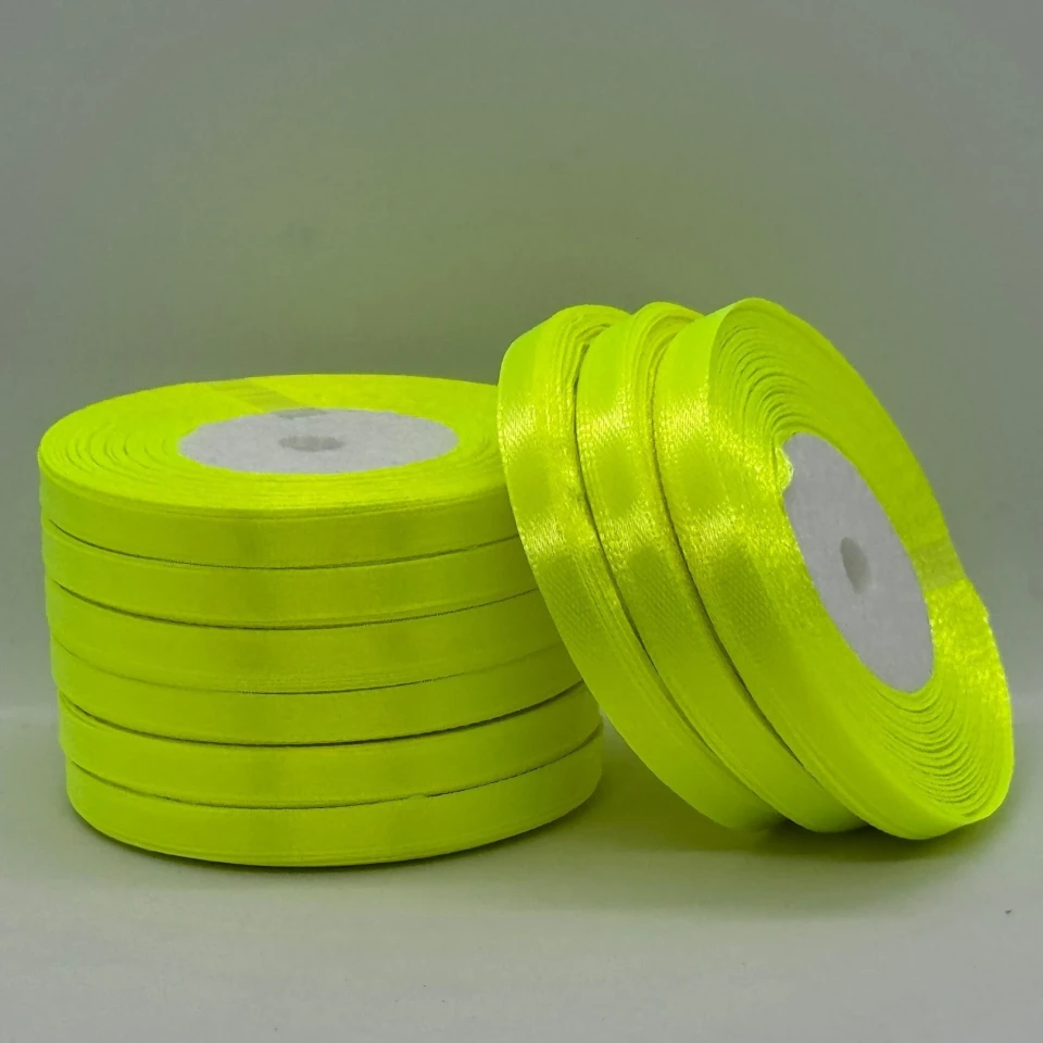 Атласна стрічка 0.6 см (33 м.), 58 неон жовтий