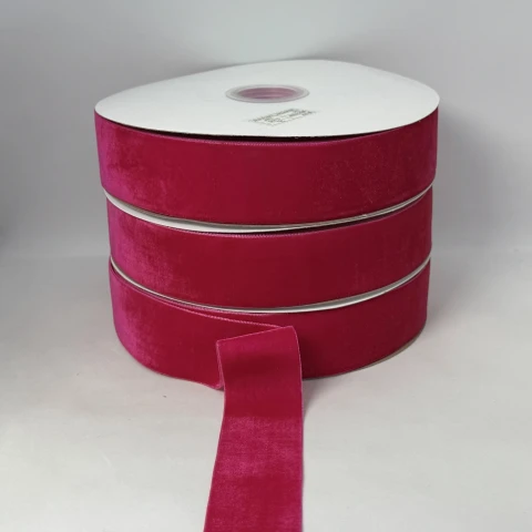 Оксамитова стрічка 3.8 см (25 ярдів/22,75 м.), 29 темний малиновий
