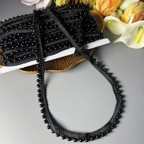 Кант з перлинами чорний (1 м.), чорний