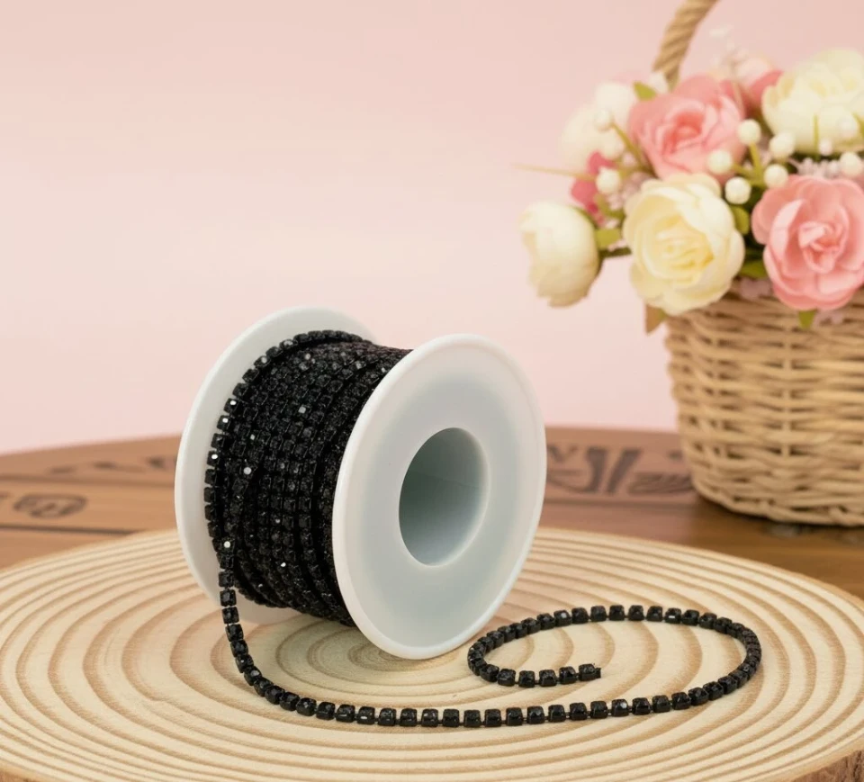 Цепі камні ss 10 2.8 мм (10 ярдів/9,14 м.), чорний+чорний