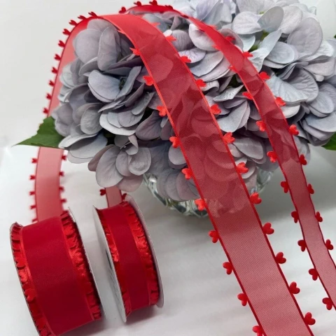 Декоративна стрічка з сердечками 4 см (18 м.), червоний