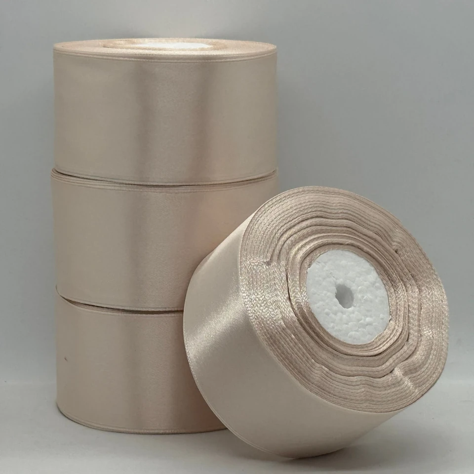 Атласна стрічка 5 см (33 м.), 172 м'який бежевий