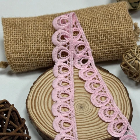 Мереживо поліестер "Ніжне сяйво" 2,5 см.(1 м.), рожевий